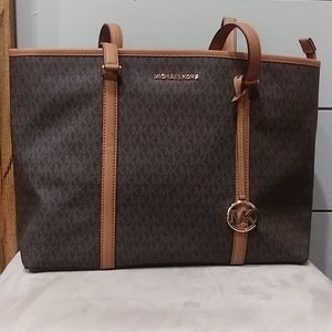 Michael Kors large tote/laptop carrier.